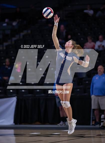 Thumbnail 2 in Grafton @ James Wood (VHSL Class 4 Final) photogallery.