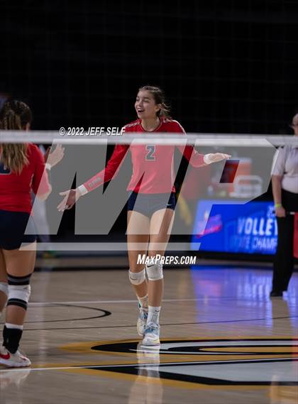 Thumbnail 1 in Grafton @ James Wood (VHSL Class 4 Final) photogallery.