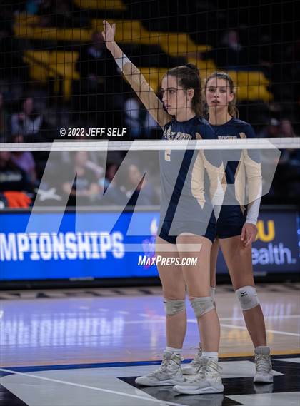 Thumbnail 2 in Grafton @ James Wood (VHSL Class 4 Final) photogallery.