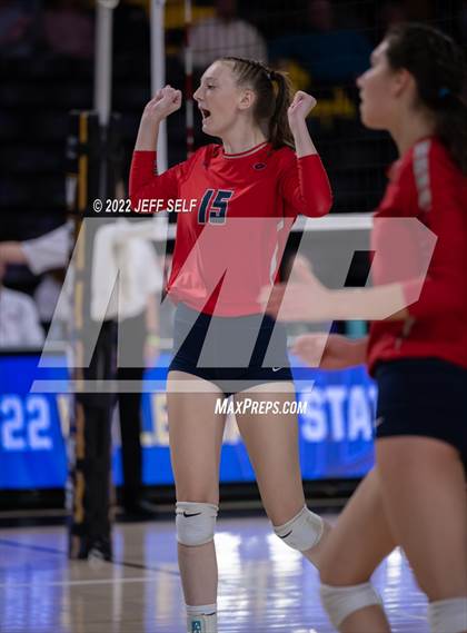 Thumbnail 3 in Grafton @ James Wood (VHSL Class 4 Final) photogallery.