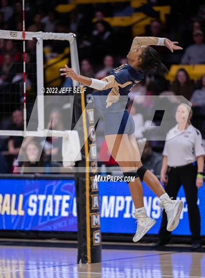 Thumbnail 1 in Grafton @ James Wood (VHSL Class 4 Final) photogallery.