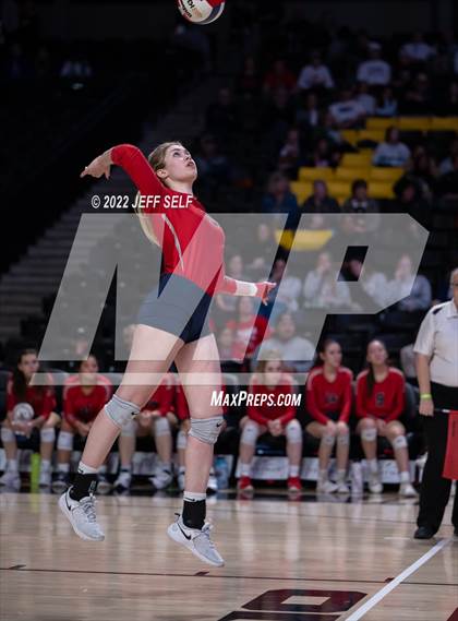 Thumbnail 3 in Grafton @ James Wood (VHSL Class 4 Final) photogallery.