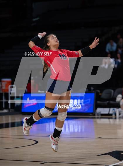 Thumbnail 2 in Grafton @ James Wood (VHSL Class 4 Final) photogallery.