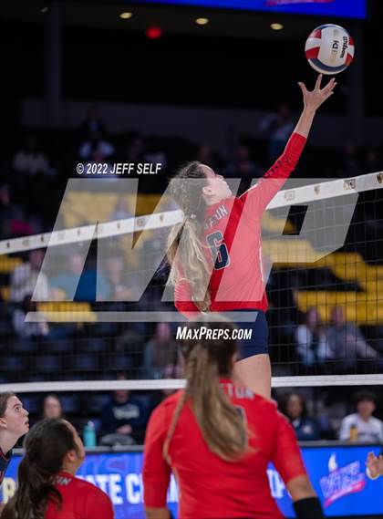 Thumbnail 2 in Grafton @ James Wood (VHSL Class 4 Final) photogallery.