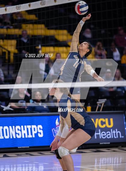 Thumbnail 3 in Grafton @ James Wood (VHSL Class 4 Final) photogallery.