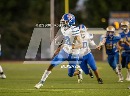 Thumbnail 3 in Orange Glen @ San Pasqual photogallery.