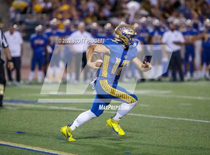 Thumbnail 3 in Orange Glen @ San Pasqual photogallery.