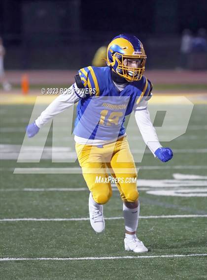 Thumbnail 3 in Woodson @ Robinson photogallery.