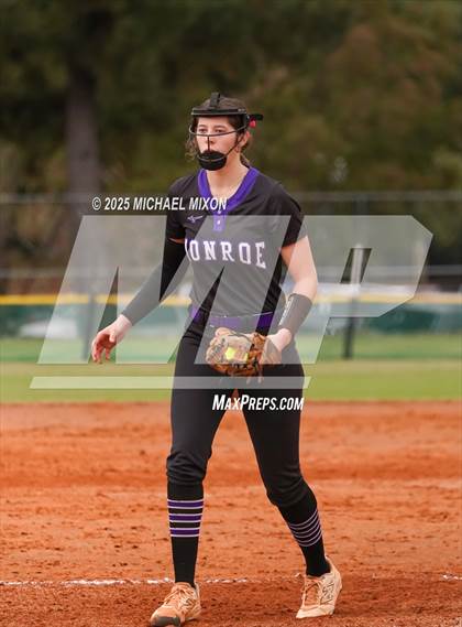 Thumbnail 3 in Monroe Area vs. West Laurens photogallery.