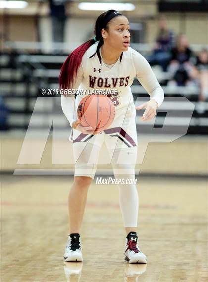 Thumbnail 2 in Amarillo vs. Mansfield Timberview photogallery.