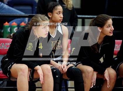Thumbnail 3 in Amarillo vs. Mansfield Timberview photogallery.