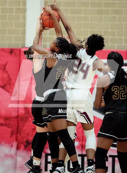 Thumbnail 3 in Amarillo vs. Mansfield Timberview photogallery.