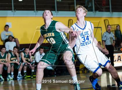 Thumbnail 2 in Davis vs. San Ramon Valley (Joe Schram Classic) photogallery.