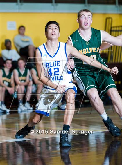 Thumbnail 3 in Davis vs. San Ramon Valley (Joe Schram Classic) photogallery.