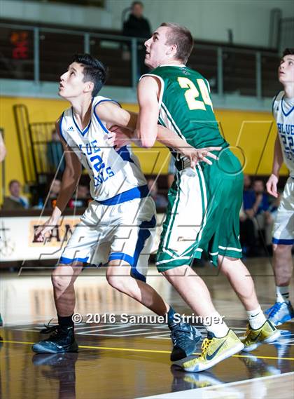 Thumbnail 1 in Davis vs. San Ramon Valley (Joe Schram Classic) photogallery.
