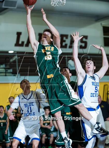 Thumbnail 2 in Davis vs. San Ramon Valley (Joe Schram Classic) photogallery.
