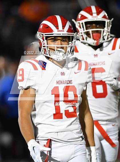 Thumbnail 1 in Mater Dei @ Bishop Gorman photogallery.