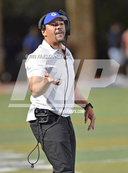 Thumbnail 3 in Mater Dei @ Bishop Gorman photogallery.