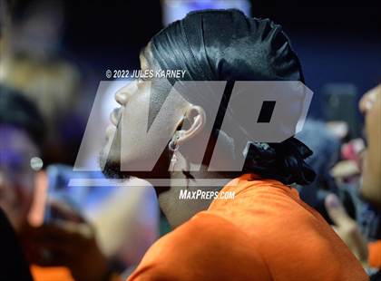 Thumbnail 3 in Mater Dei @ Bishop Gorman photogallery.