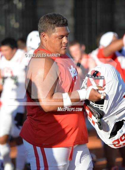 Thumbnail 2 in Mater Dei @ Bishop Gorman photogallery.