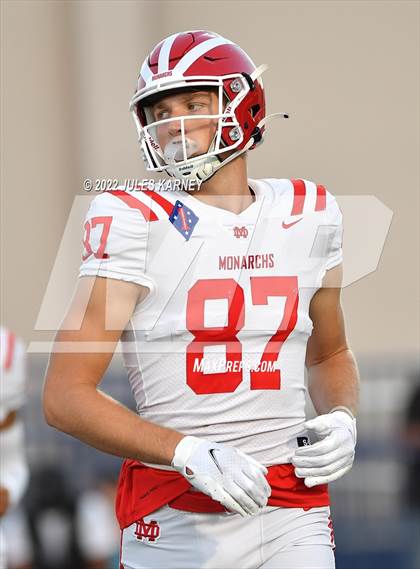 Thumbnail 2 in Mater Dei @ Bishop Gorman photogallery.