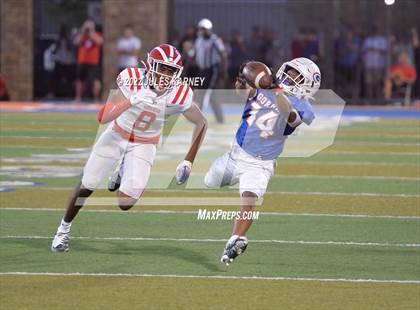 Thumbnail 3 in Mater Dei @ Bishop Gorman photogallery.