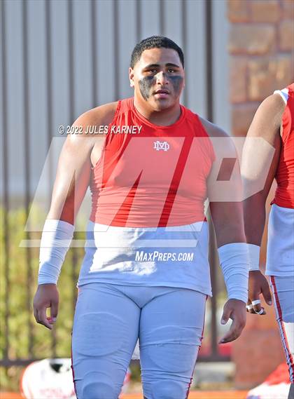 Thumbnail 2 in Mater Dei @ Bishop Gorman photogallery.