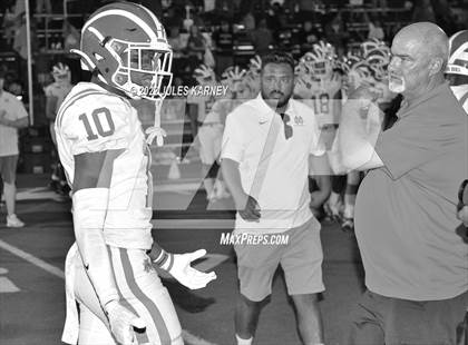 Thumbnail 1 in Mater Dei @ Bishop Gorman photogallery.