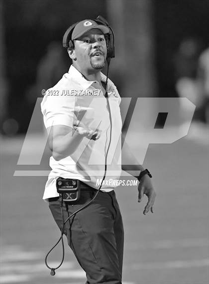Thumbnail 2 in Mater Dei @ Bishop Gorman photogallery.