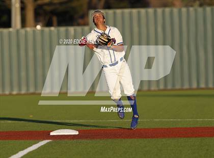 Thumbnail 3 in Waco Midway vs Frisco Independence (Allen Tournament) photogallery.