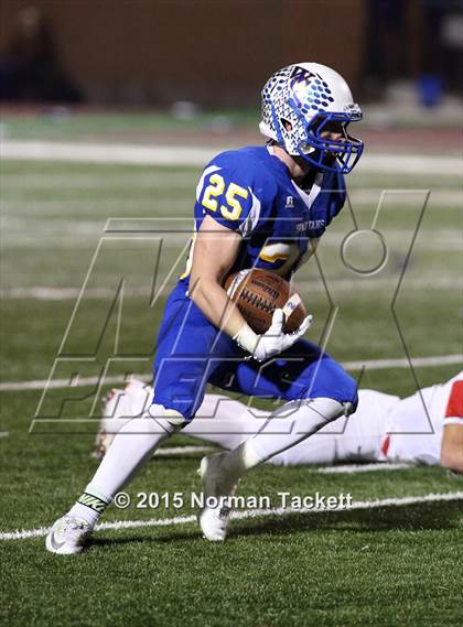 Thumbnail 2 in Conway Springs @ Collegiate (KSHSAA 3A 1st Round) photogallery.