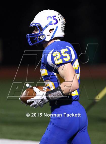 Thumbnail 2 in Conway Springs @ Collegiate (KSHSAA 3A 1st Round) photogallery.
