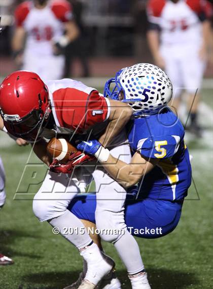 Thumbnail 2 in Conway Springs @ Collegiate (KSHSAA 3A 1st Round) photogallery.