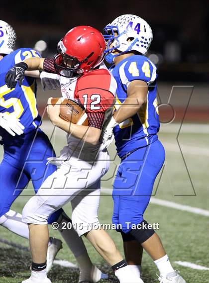 Thumbnail 2 in Conway Springs @ Collegiate (KSHSAA 3A 1st Round) photogallery.