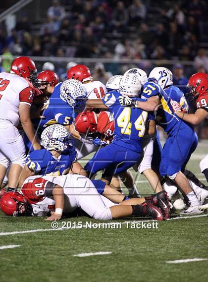 Thumbnail 3 in Conway Springs @ Collegiate (KSHSAA 3A 1st Round) photogallery.