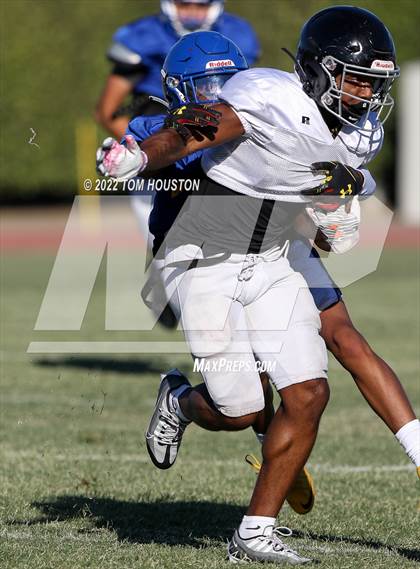 Thumbnail 2 in Bishop Amat vs Rancho Cucamonga (Scrimmage) photogallery.
