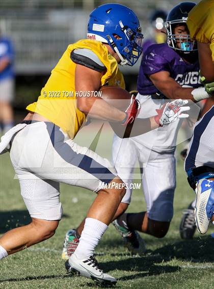 Thumbnail 3 in Bishop Amat vs Rancho Cucamonga (Scrimmage) photogallery.