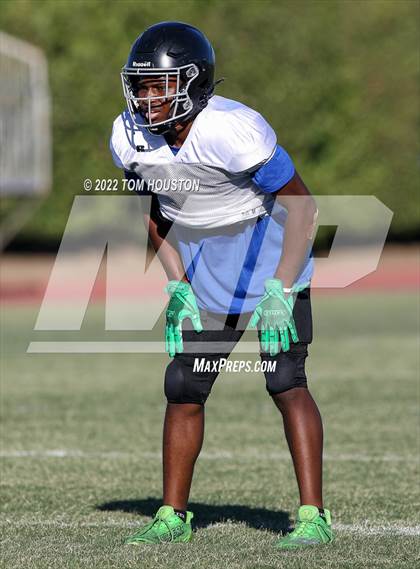 Thumbnail 3 in Bishop Amat vs Rancho Cucamonga (Scrimmage) photogallery.