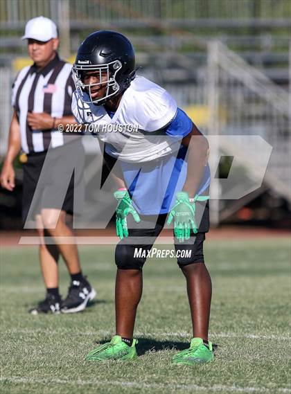 Thumbnail 1 in Bishop Amat vs Rancho Cucamonga (Scrimmage) photogallery.