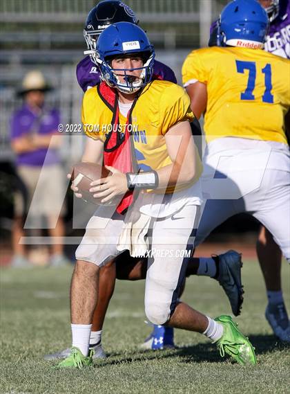 Thumbnail 1 in Bishop Amat vs Rancho Cucamonga (Scrimmage) photogallery.