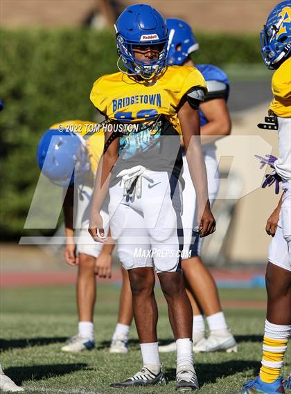 Thumbnail 2 in Bishop Amat vs Rancho Cucamonga (Scrimmage) photogallery.