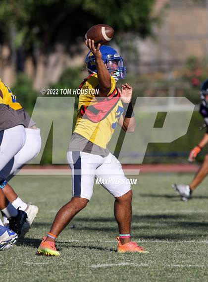 Thumbnail 2 in Bishop Amat vs Rancho Cucamonga (Scrimmage) photogallery.