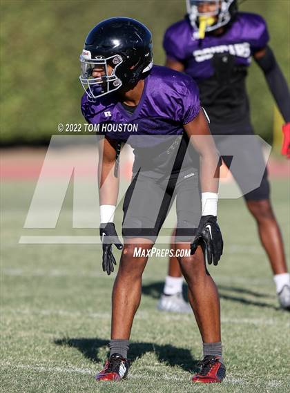 Thumbnail 1 in Bishop Amat vs Rancho Cucamonga (Scrimmage) photogallery.