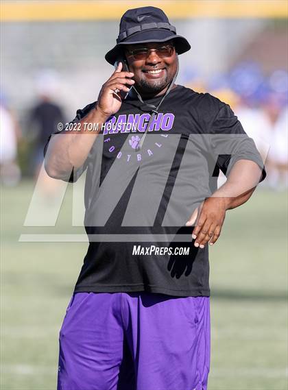 Thumbnail 3 in Bishop Amat vs Rancho Cucamonga (Scrimmage) photogallery.