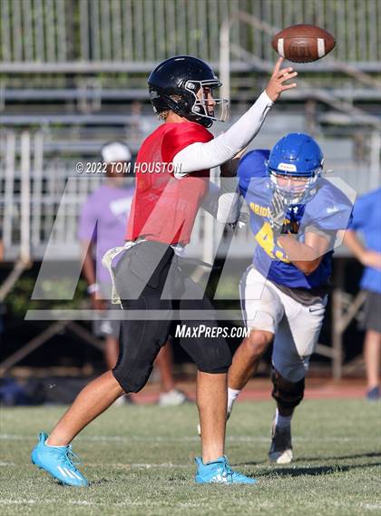 Thumbnail 1 in Bishop Amat vs Rancho Cucamonga (Scrimmage) photogallery.