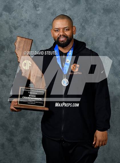 Thumbnail 2 in Central (CIF State D2 Award Photos) photogallery.