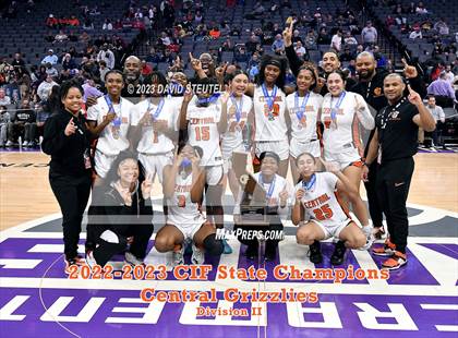 Thumbnail 1 in Central (CIF State D2 Award Photos) photogallery.