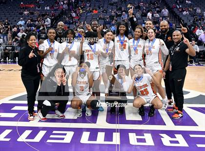 Thumbnail 2 in Central (CIF State D2 Award Photos) photogallery.