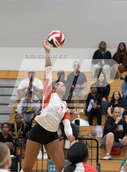 Thumbnail 1 in Paetow vs Katy photogallery.