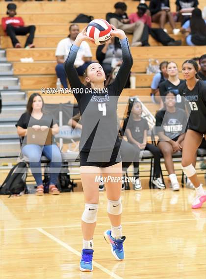 Thumbnail 3 in Paetow vs Katy photogallery.